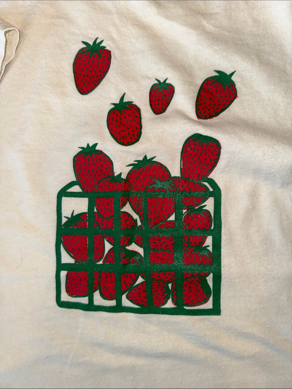 Vintage retro strawberry tshirt